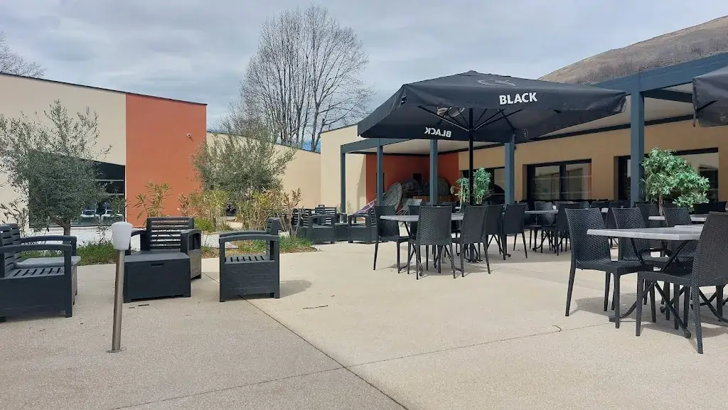 Restaurant La Marmotte B7 restaurant in Savignac-les-Ormeaux