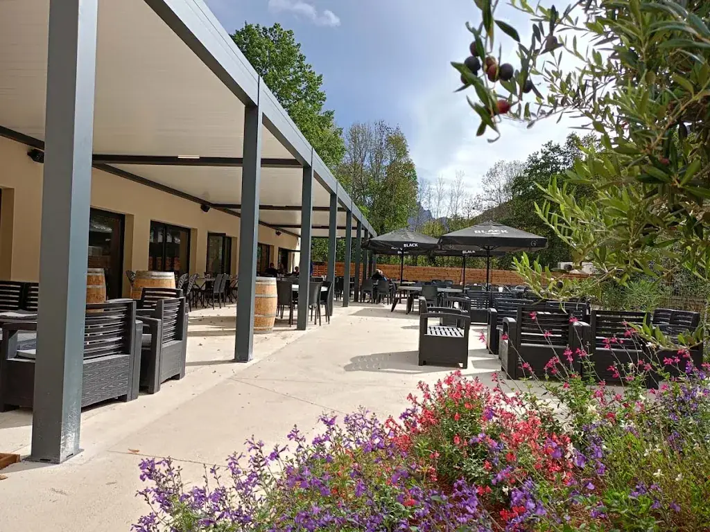 Restaurant La Marmotte B7_Savignac-les-Ormeaux_slider_image_2