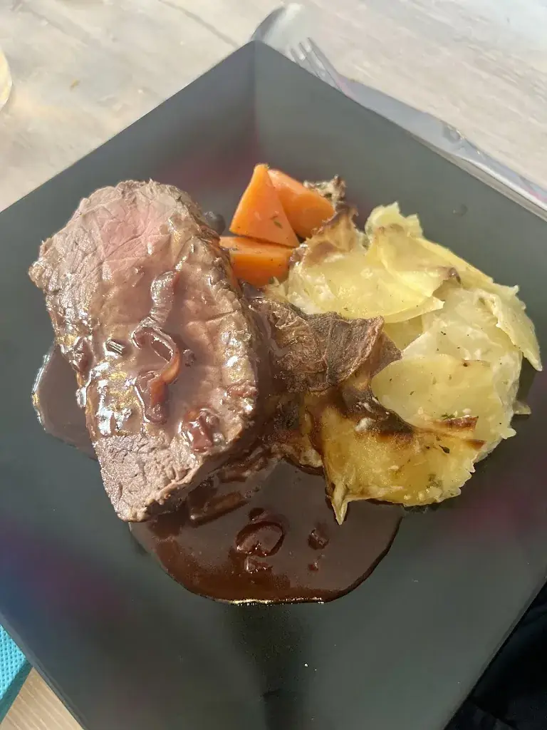 Valentin Clement_Restaurant les lot'oises_Bagnac-sur-Célé_recensione