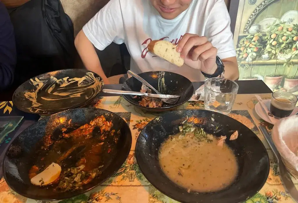 李元萃_L'Allée fleurie_Bagnères-de-Bigorre_review