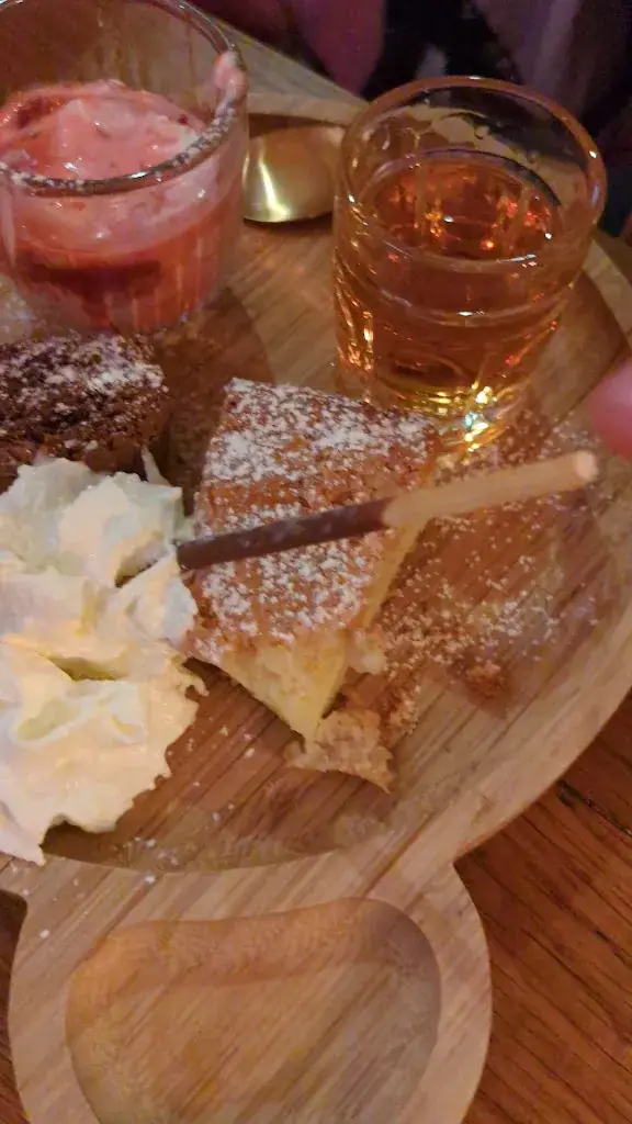 Le Schuss_Bagnères-de-Bigorre_slider_image_2