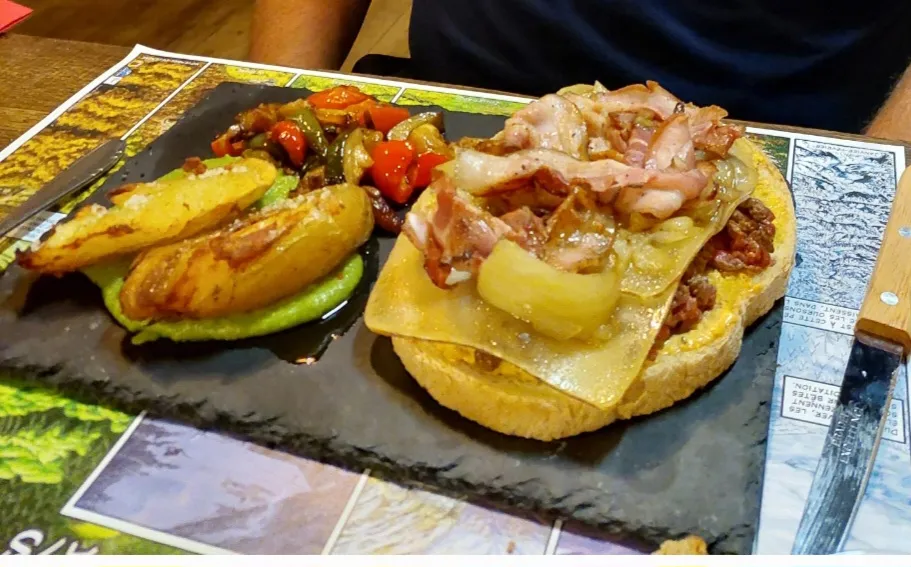 Isabelle Pigozzo_Auberge de la Fontaine des Fées_Bagnères-de-Bigorre_review