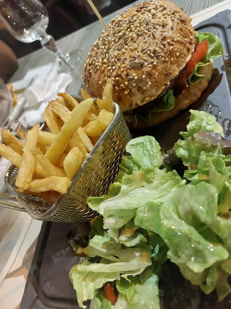 Atomic Bar_Bagnols-sur-Cèze_slider_image_1