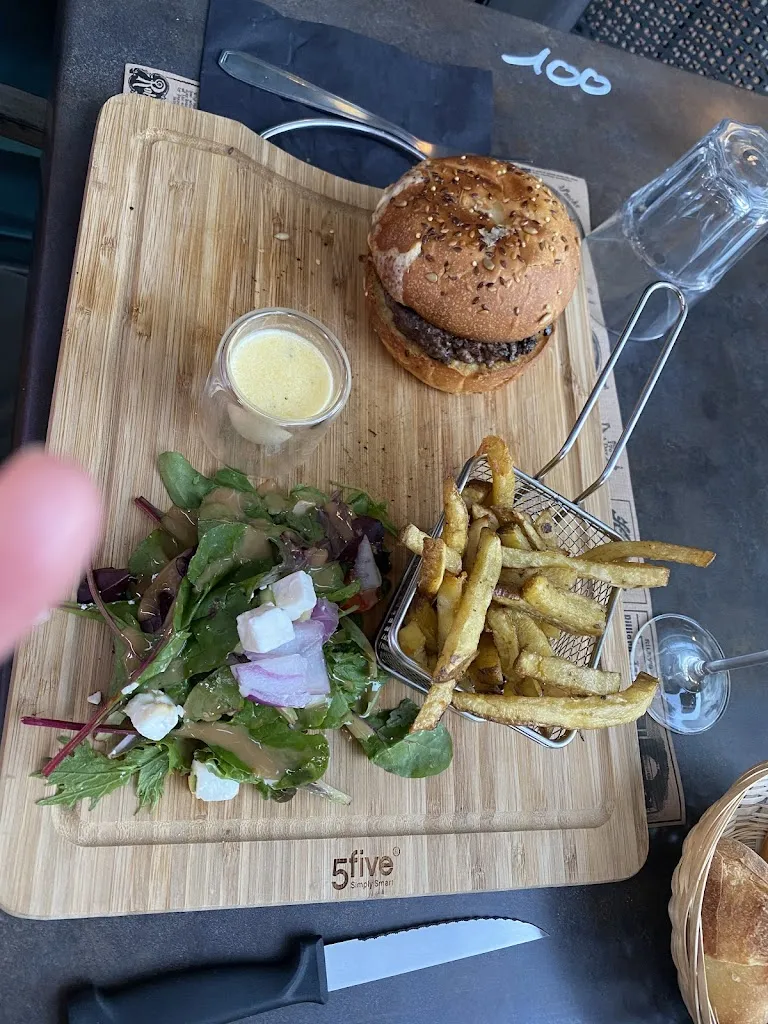 Hotel De la Bourse_Bagnols-sur-Cèze_slider_image_3