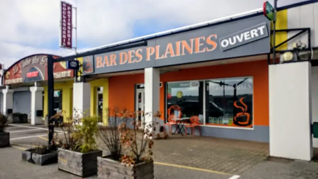 Bar Des Plaines_Apprieu_slider_image_1