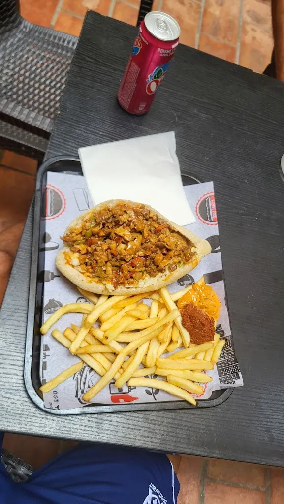 Hamza Kadiri_Le Must - Bagnols-sur-Cèze_Bagnols-sur-Cèze_review