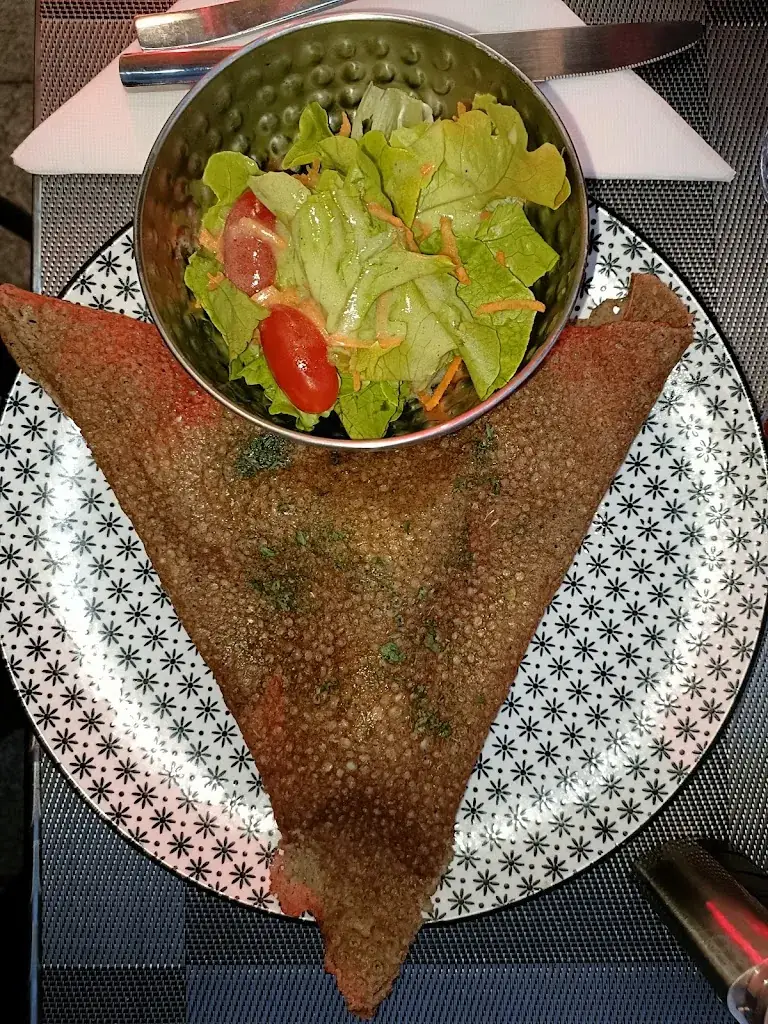 Pat Josc_La Crêperie de la Place_Bagnols-sur-Cèze_review