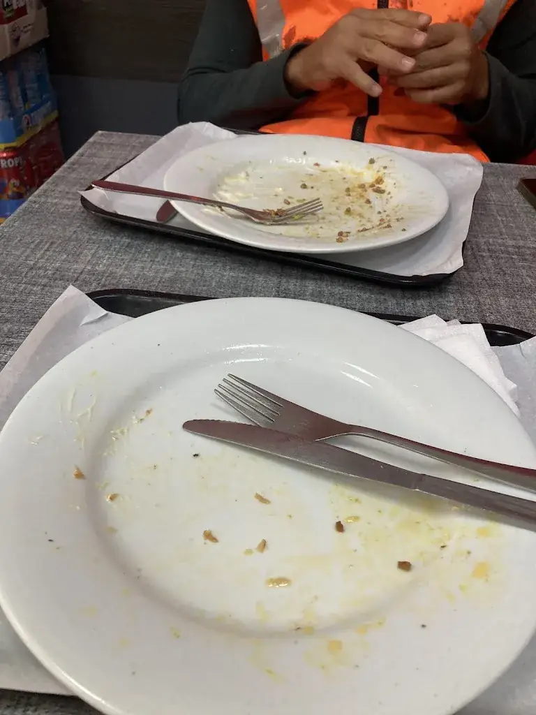 Manu SERVIER_Les Portes D Orient_Bagnols-sur-Cèze_review