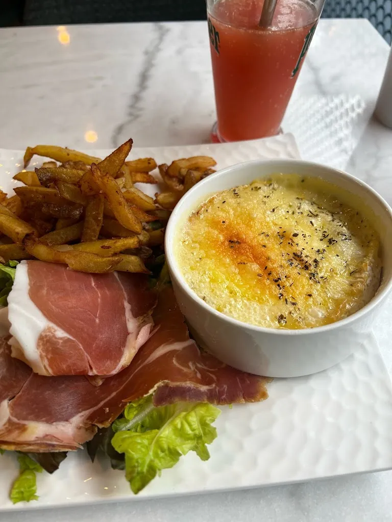 L'Escale_Bagnères-de-Luchon_slider_image_3