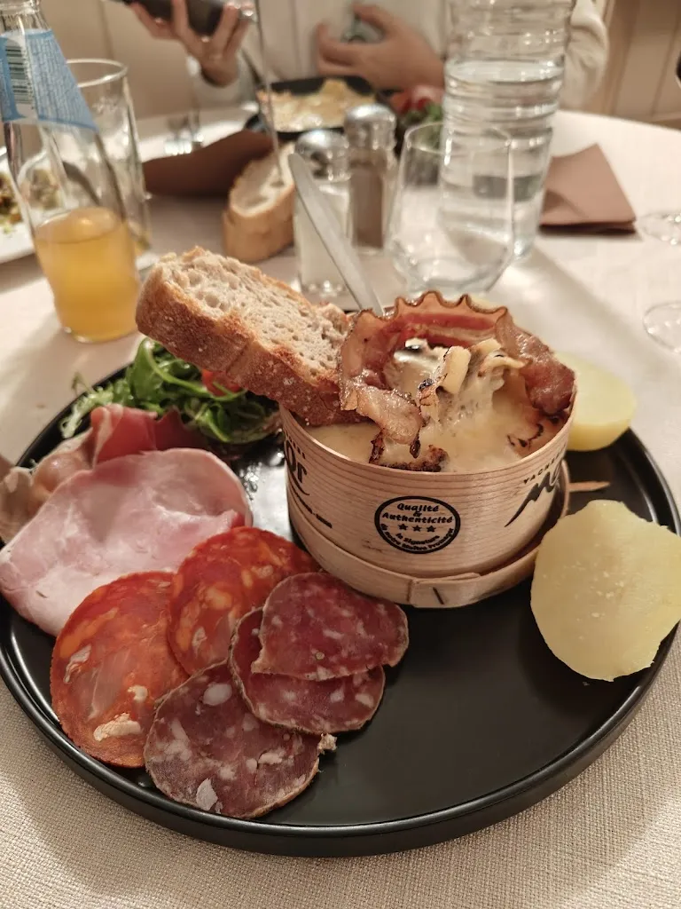 Le Bistrot Des Allees_Bagnères-de-Luchon_slider_image_3