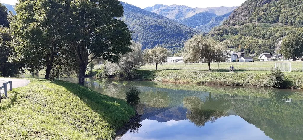Andy Hayward_La Guinguette du Lac de badech_Bagnères-de-Luchon_review
