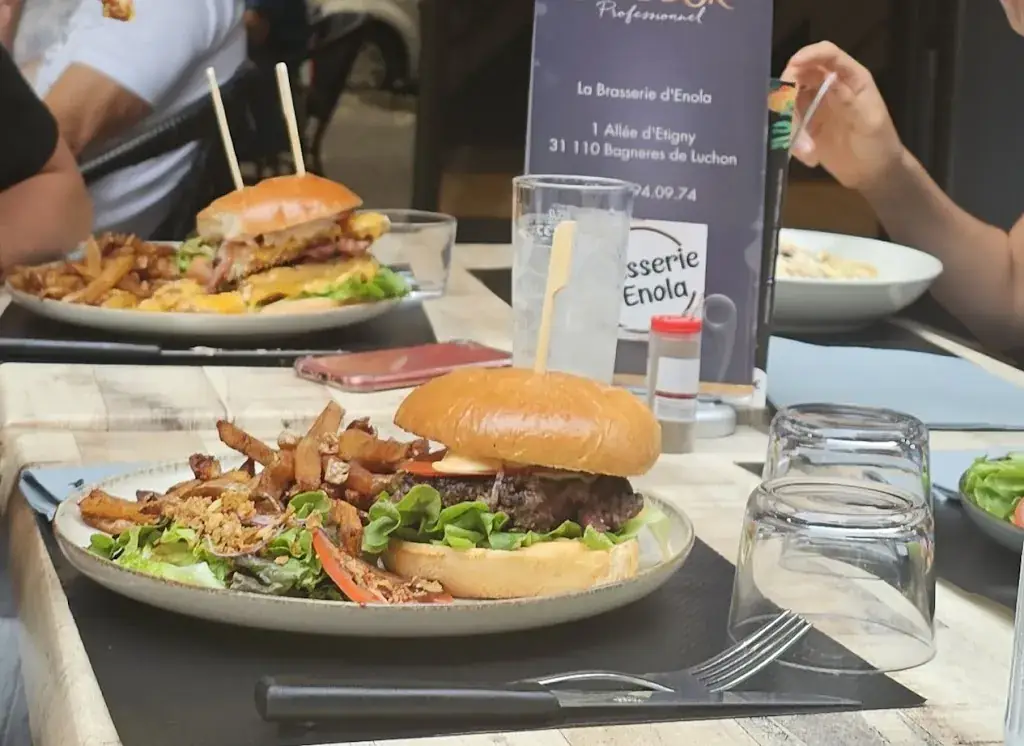 Berengere boue dubreil_La brasserie d'Enola_Bagnères-de-Luchon_review