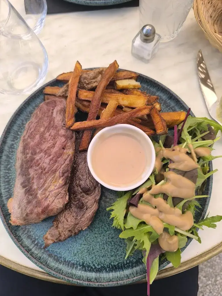 Adrie N_Chez nous bar restaurant_Fleurieux-sur-l'Arbresle_review