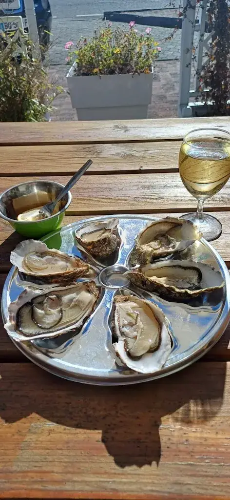 Gilles Gaubert_La Rôtisserie de Nathalie / Aujourd’huîtres_Bagnères-de-Luchon_review