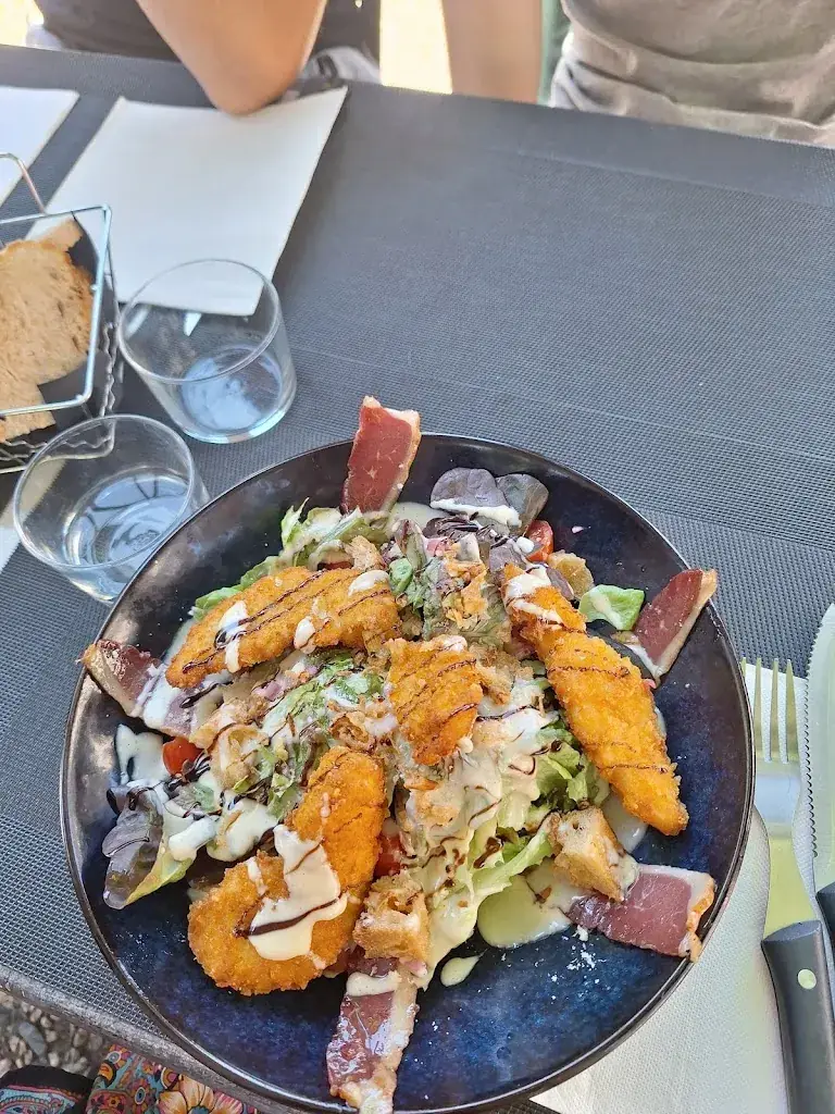 LE MONTAGNARD BAR BRASSERIE restaurant in Bagnères-de-Luchon