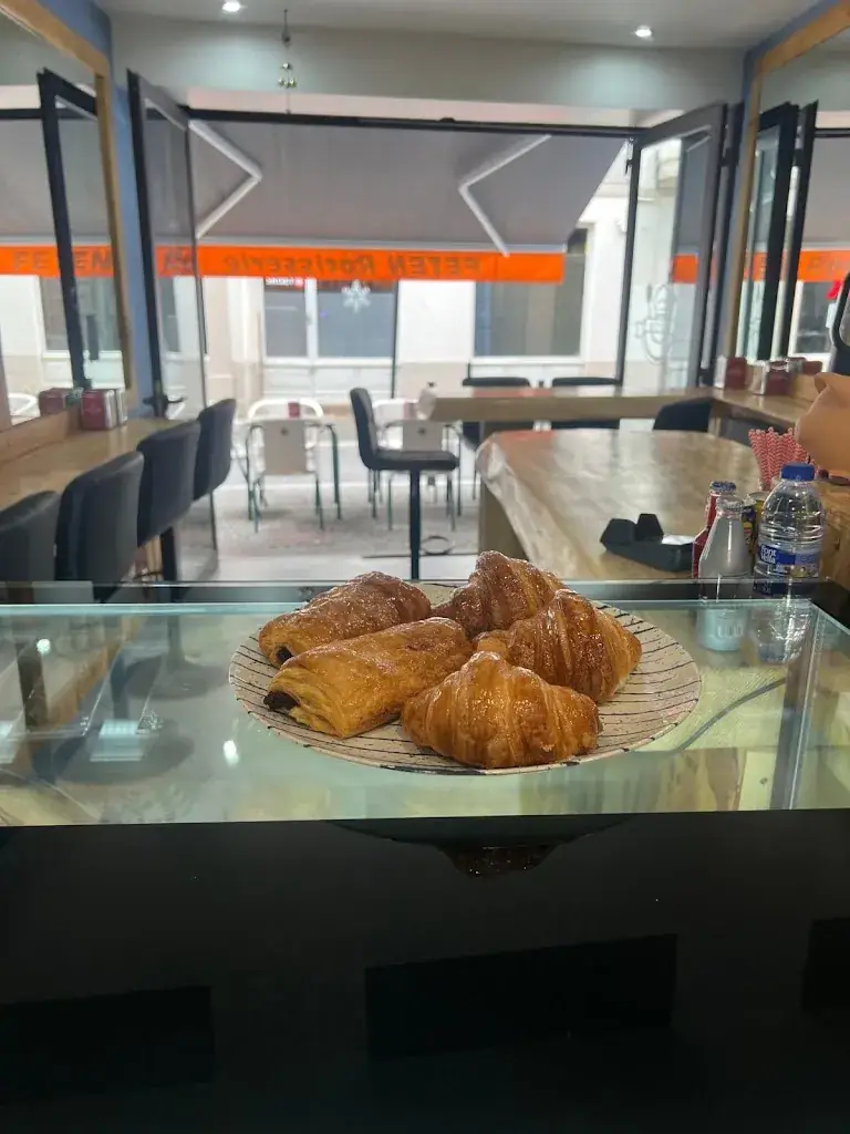 Feten Rotisserie_Bagnères-de-Luchon_slider_image_2