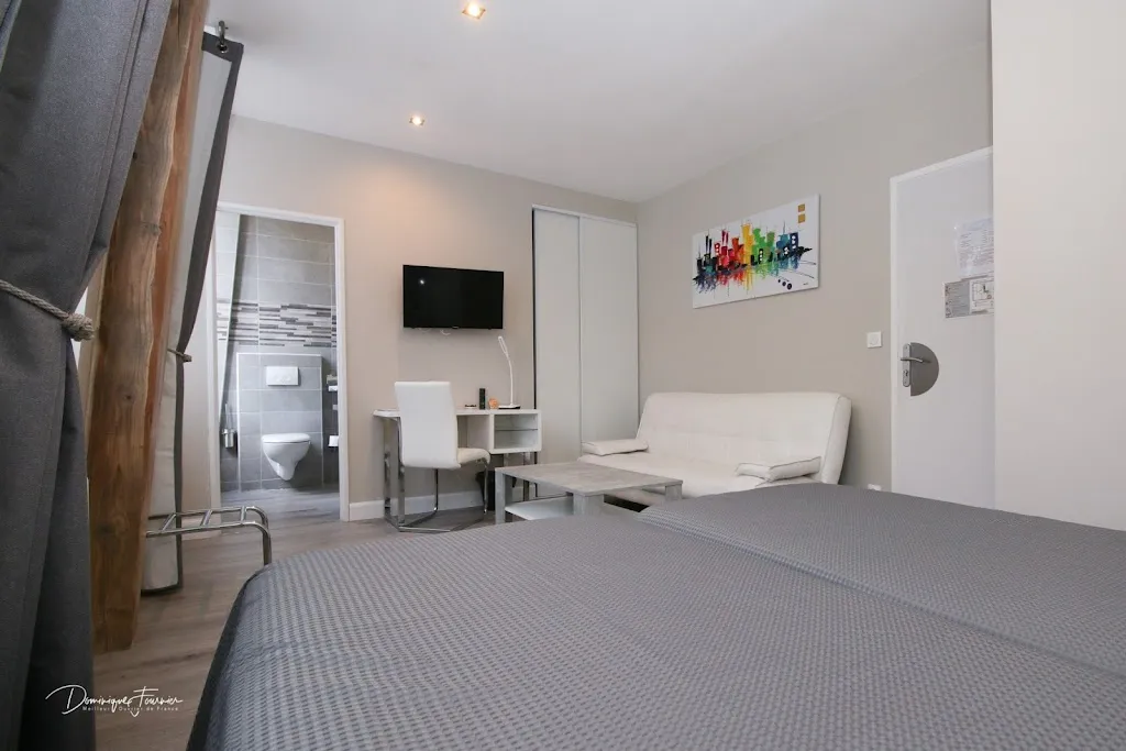 Hôtel des 2 Nations_Bagnères-de-Luchon_slider_image_1