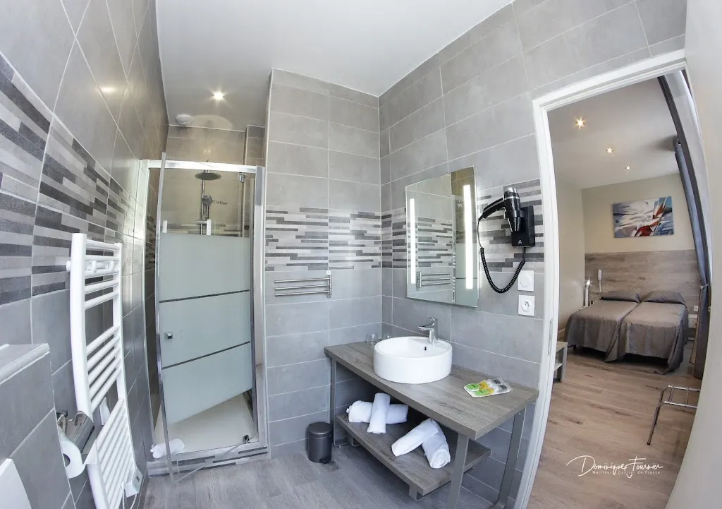 Hôtel des 2 Nations_Bagnères-de-Luchon_slider_image_2