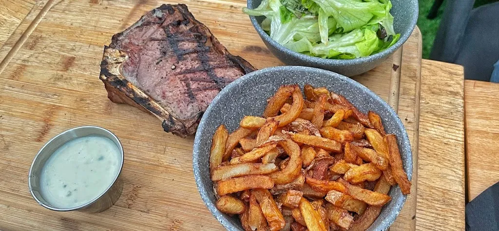 Benjamin Akram_Chez Yvonne_Balma_review