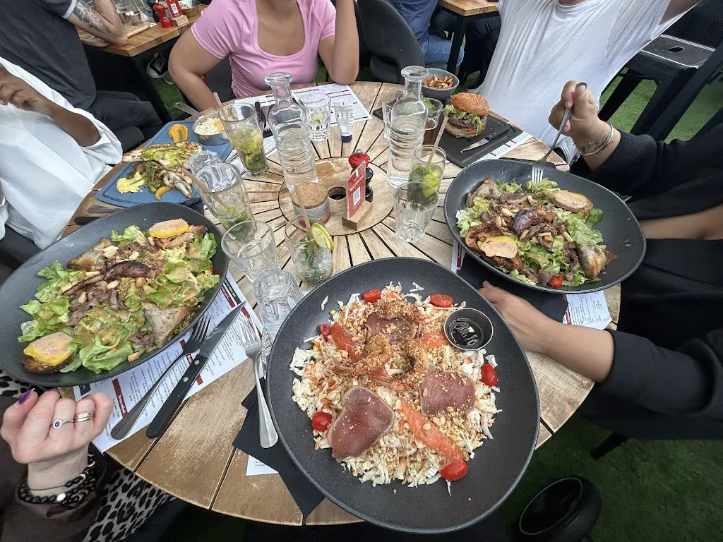 Axelle Guirmand-Polypheme_Chez Yvonne_Balma_review