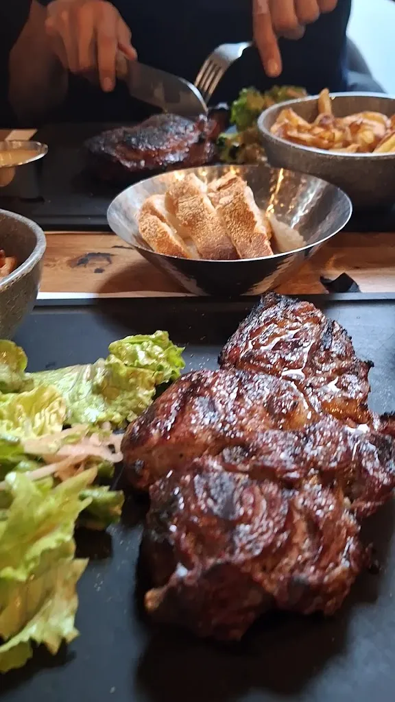 Chez Yvonne_Balma_slider_image_2