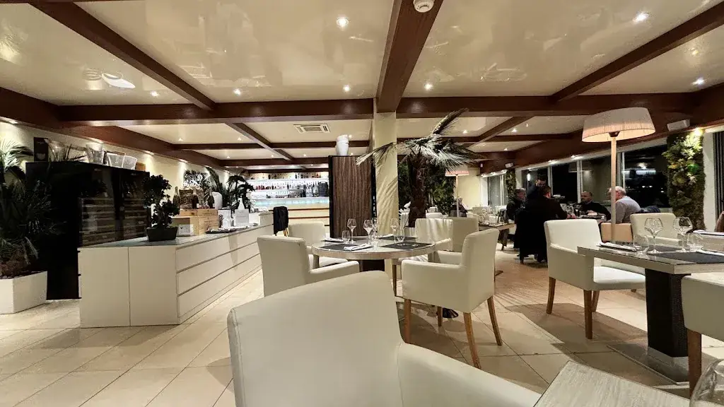 Fred US_Le Grand Large_Balaruc-les-Bains_review