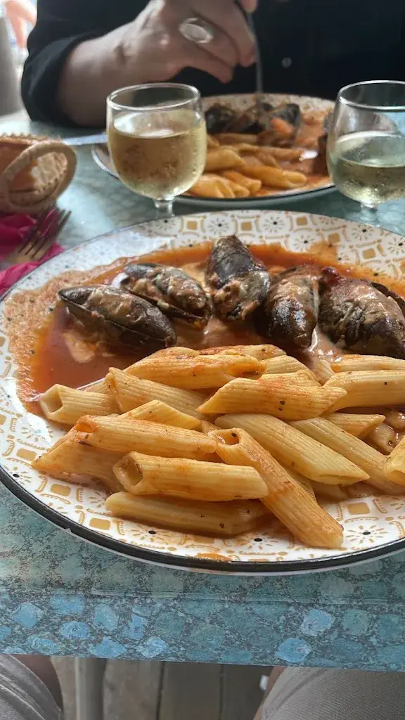 Isa coco_La Capechade_Balaruc-les-Bains_review