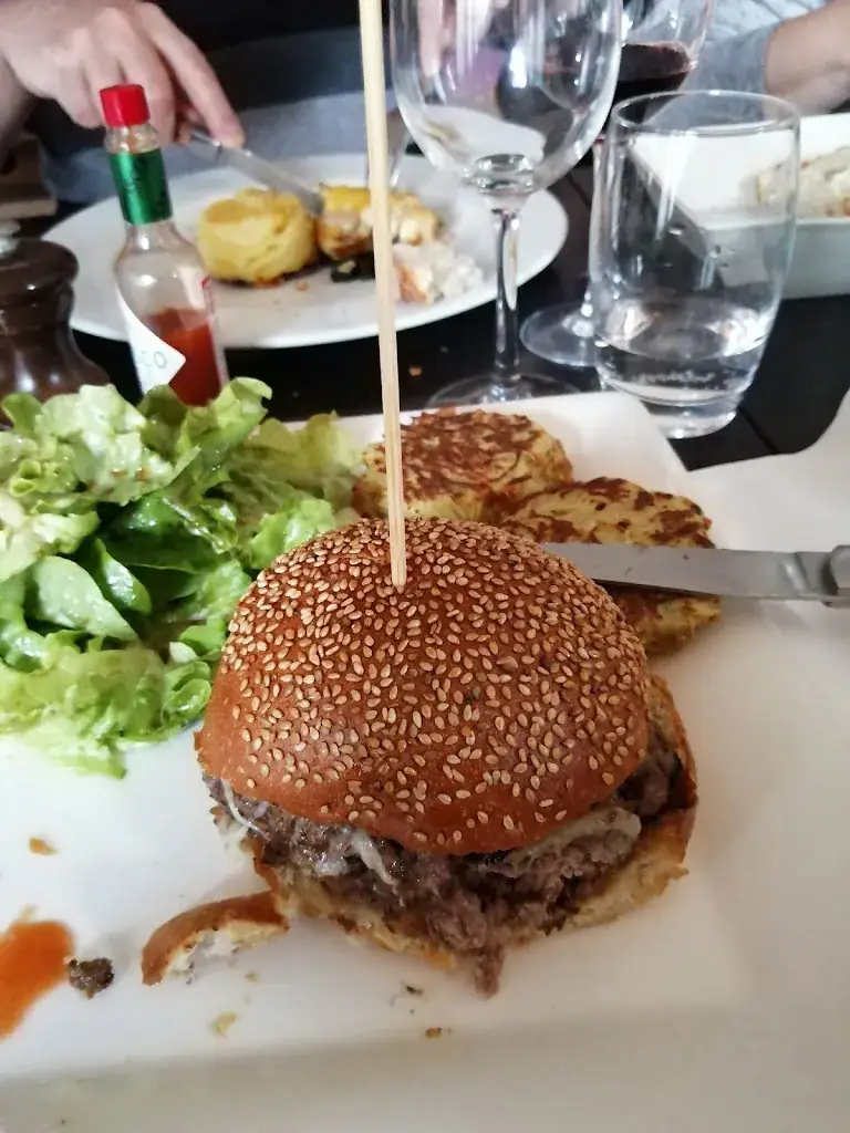 Marie-ange Viricel_La Ferme_Lentilly_review