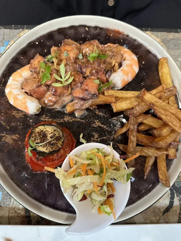 Menu_Y en aura pas pour tout le monde_Saint-Génis-des-Fontaines_image_7