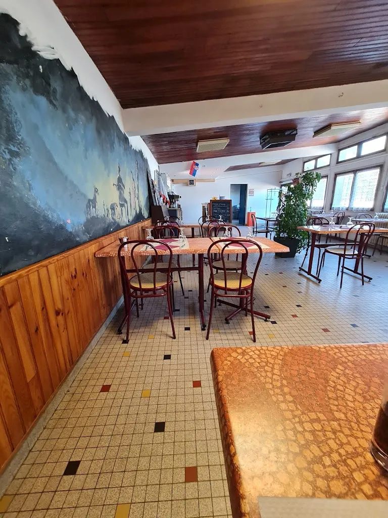 Auberge de la Crouze restaurant in Ancizes-Comps