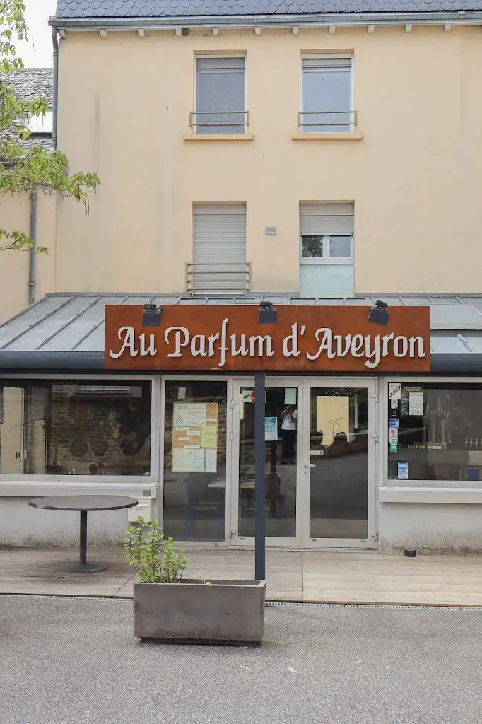 Au Parfum d'Aveyron_Calmont_slider_image_1