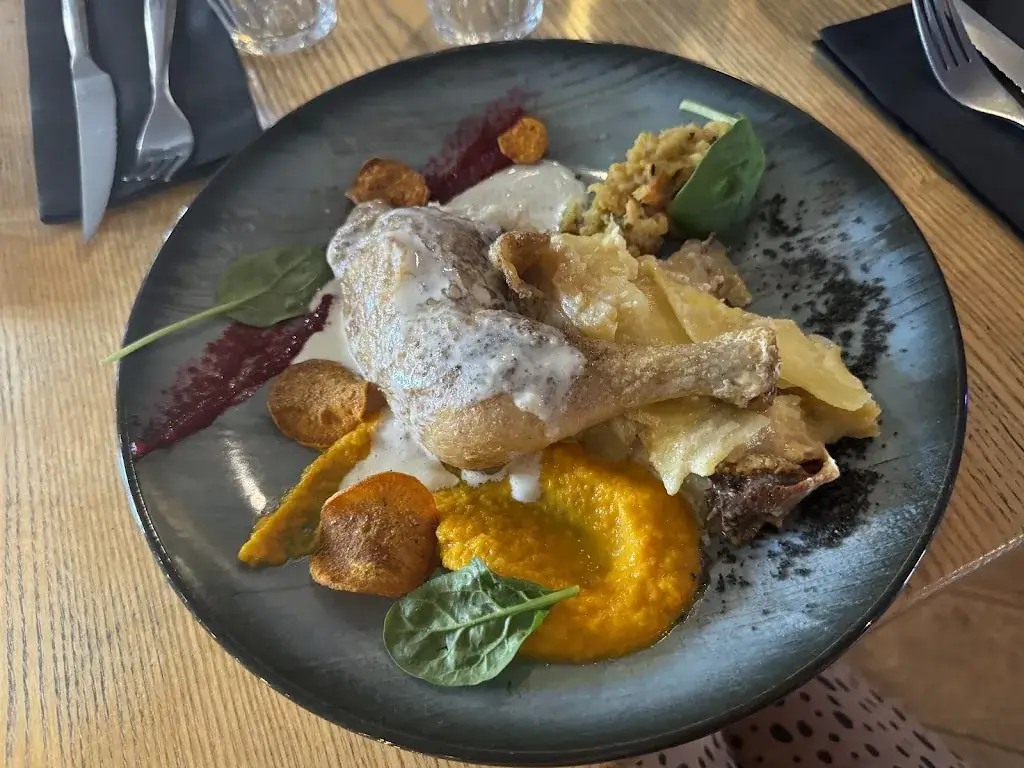 Natalia Dorofeeva_La Gargouille_Rodez_review