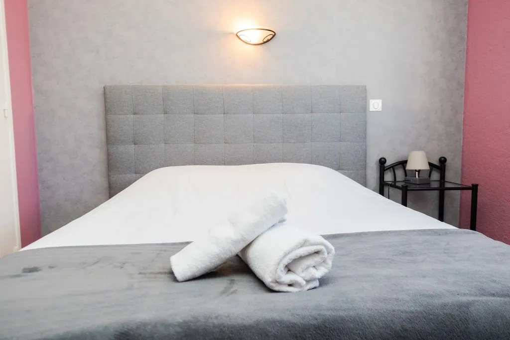 Hôtel Restaurant La Vieille Ferme_Ancizes-Comps_slider_image_2