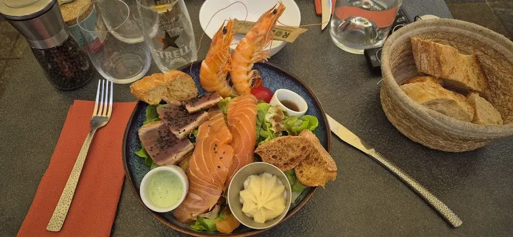 julien bruel_L'inimi'table_Mauguio_review