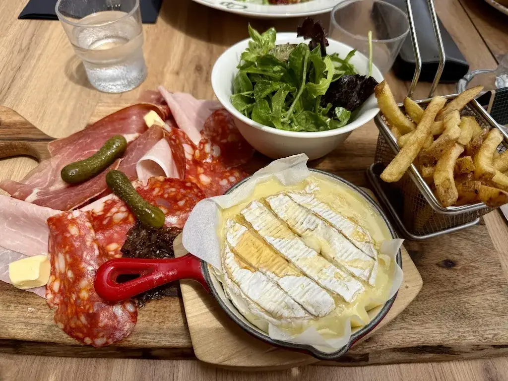 leslie valery_Brasserie Le Comptoir du Pioch_Saint-Aunès_review