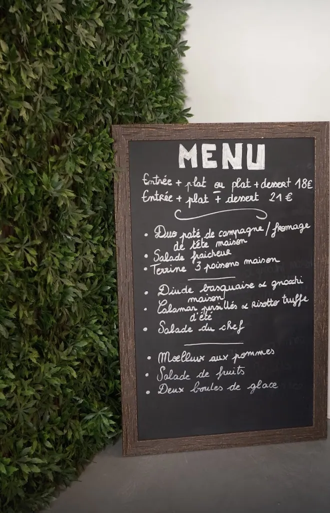 Menu_La Cort - Restaurant Traditionnel_Castries_image_1