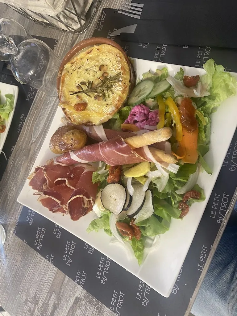 Le petit bistrot_Mudaison_slider_image_3