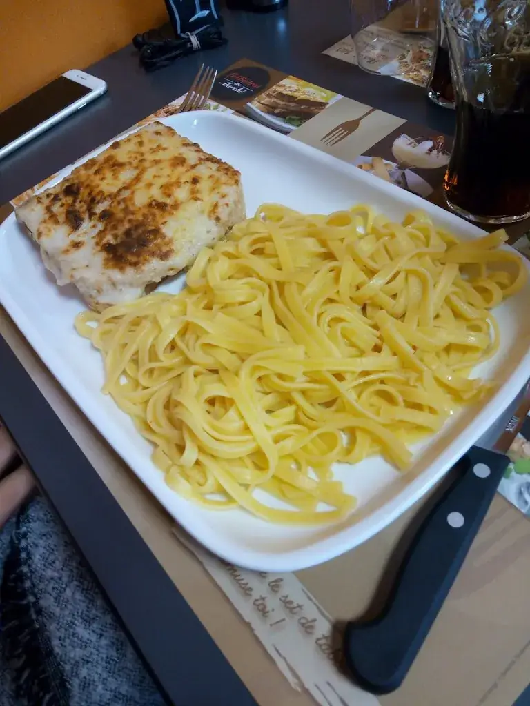 Bistrot du marché Le Peage De Roussillon_Péage-de-Roussillon_slider_image_3