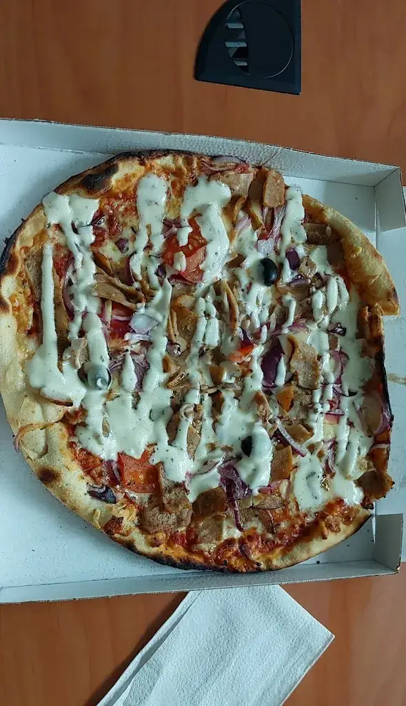 poupi B_MUNDO PIZZA_Beaumont-de-Lomagne_review