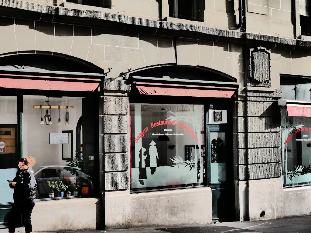 Saigon_Lausanne_slider_image_1