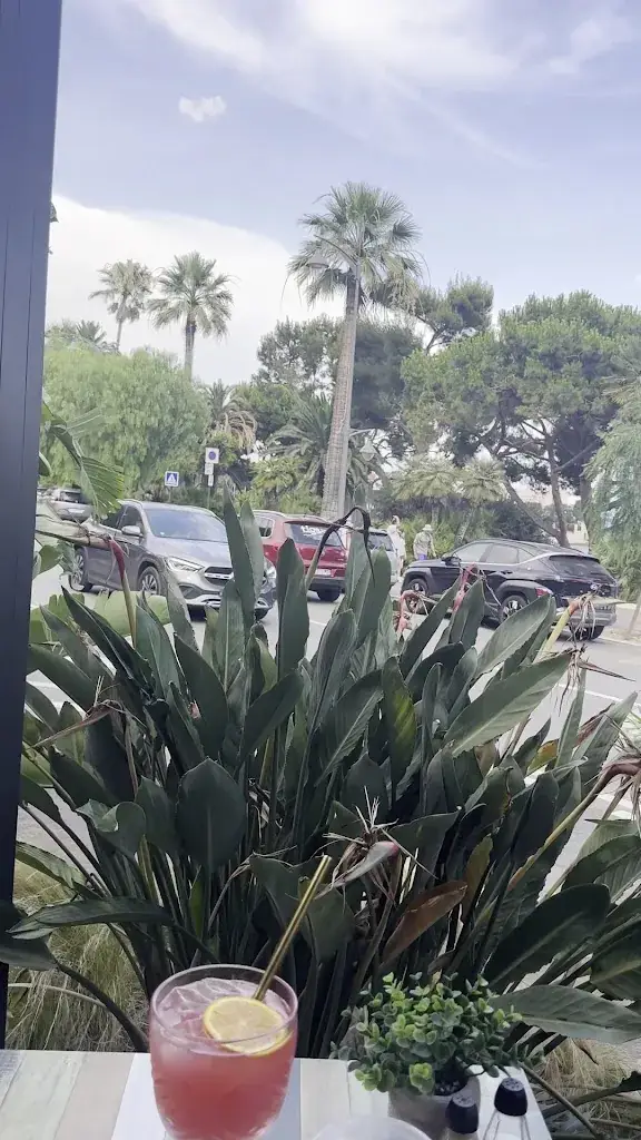 l'Hirondelle_Beaulieu-sur-Mer_slider_image_2