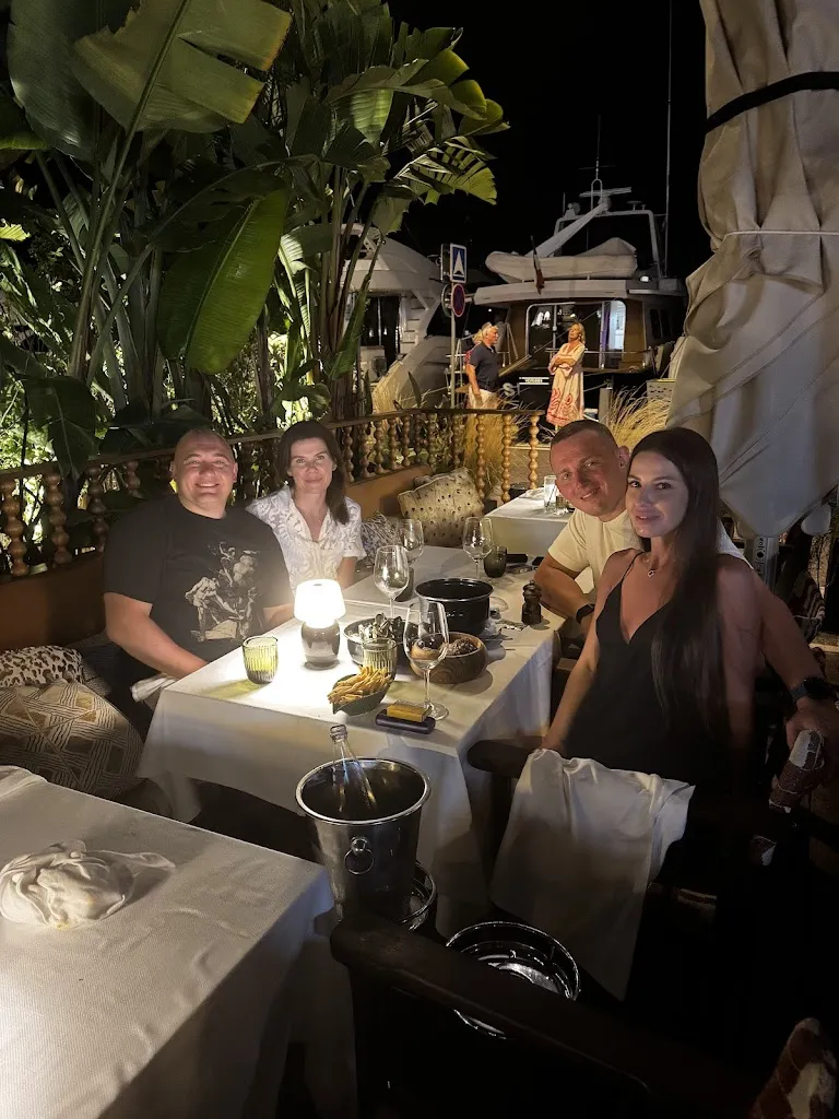 Роман Скрыпник_African Queen Beaulieu-sur-Mer_Beaulieu-sur-Mer_review