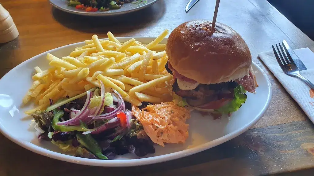 Royal Oak_Kingdom_slider_image_3