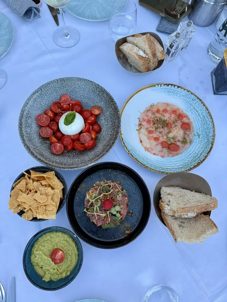 Isabella Murray_Anao Plage_Beaulieu-sur-Mer_review