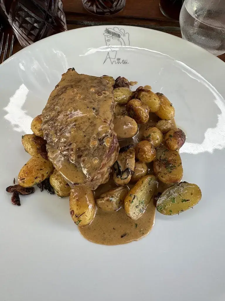 Ido Naim_L' Aristée_Beaulieu-sur-Mer_review