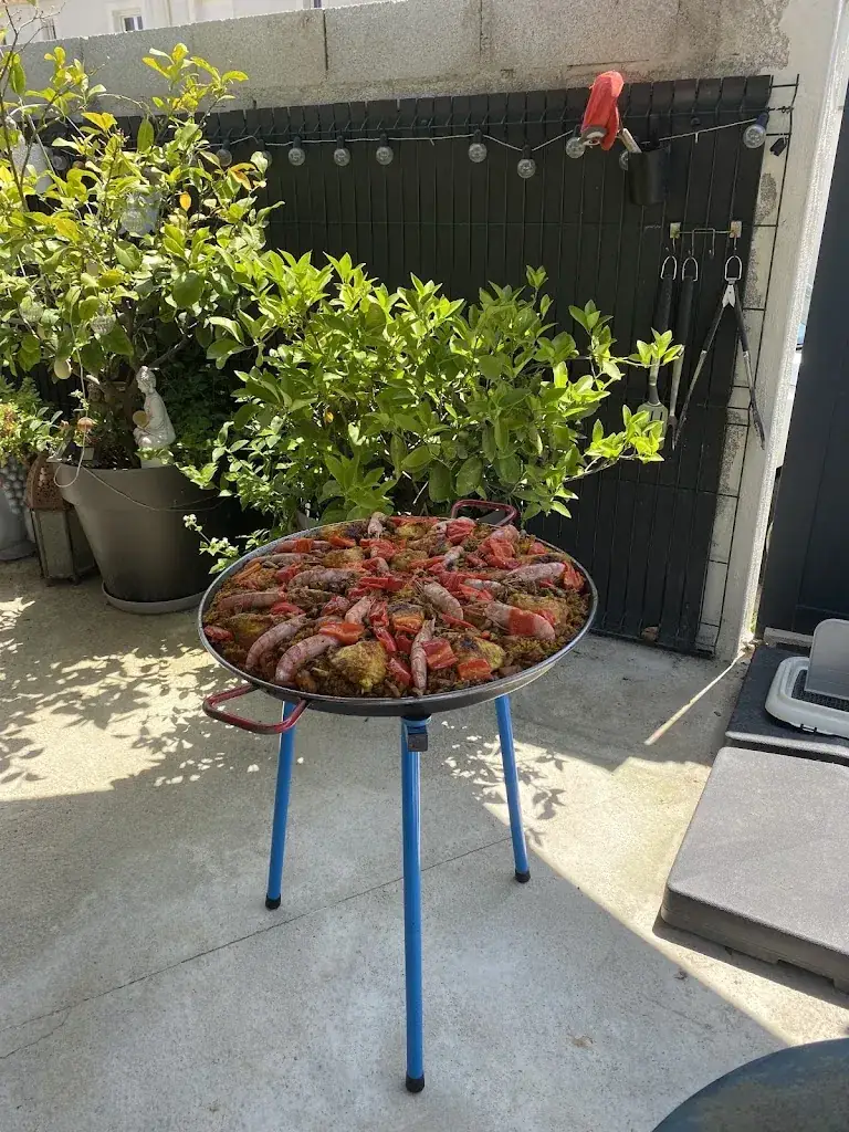 Eve La belle_Chez Malika_Beauvoisin_review