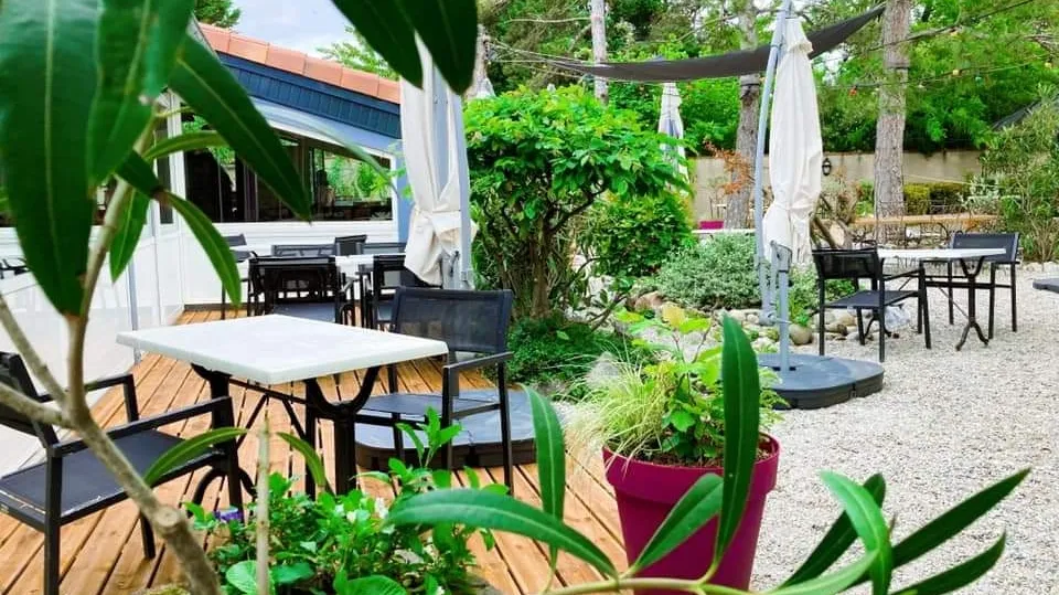 Restaurant Le Mas restaurant in Belberaud