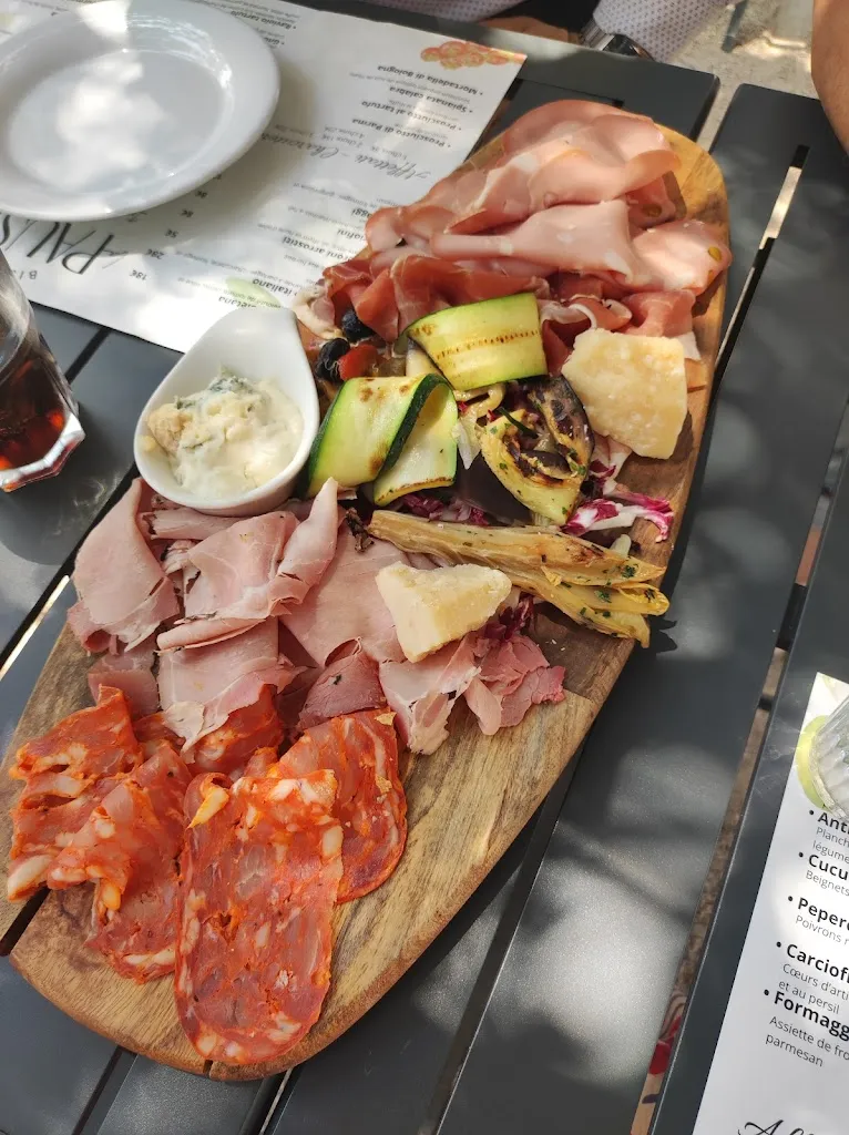 Sabine Niviere_Bistrot la pause_Beaucaire_review