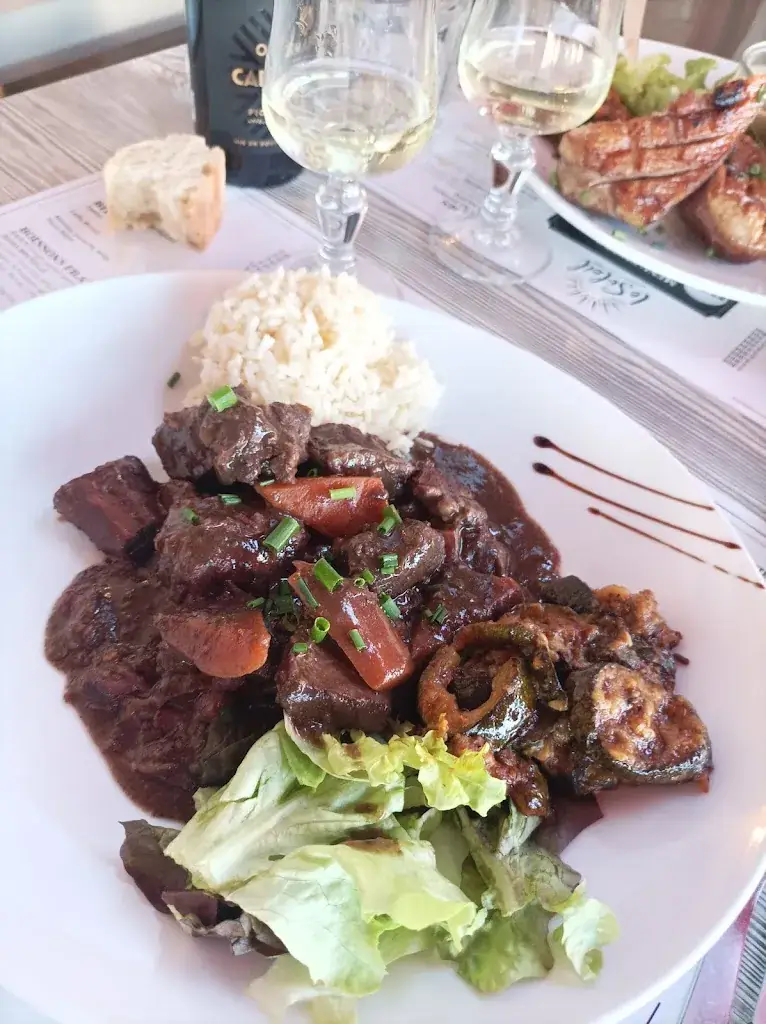 Restaurant le Soleil_Beaucaire_slider_image_2