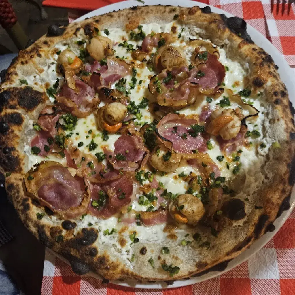 Herzen BLASE_IL VESUVIO_Beaucaire_review